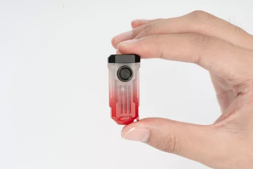 WUBEN E2 Mini EDC svetilka za ključe – 150 lumnov, polnjenje USB-C, magnetna, rdeča in modra signalna luč - Rdeča