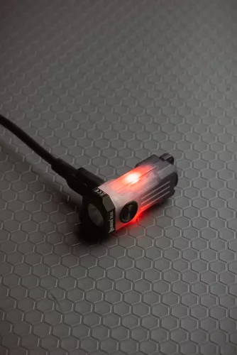 WUBEN E2 Mini EDC svetilka za ključe – 150 lumnov, polnjenje USB-C, magnetna, rdeča in modra signalna luč - Rdeča